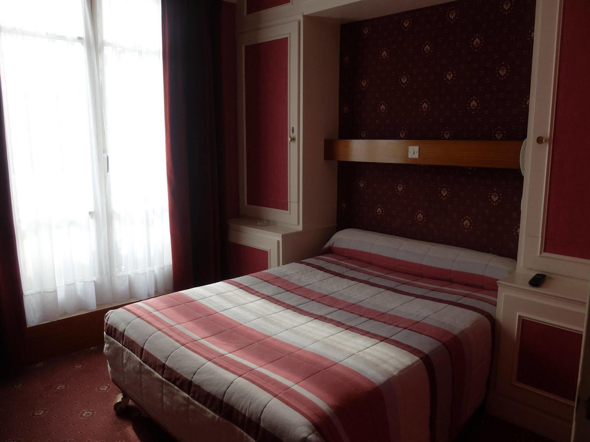 Hotel Moderniste ปารีส ภายนอก รูปภาพ